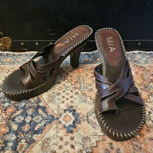 Vintage Y2K MIA Brown Heels Elegant and Versatile